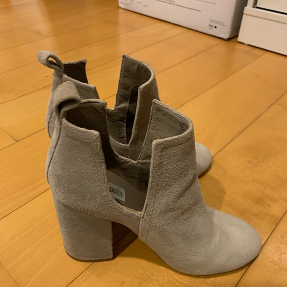 Steve Madden grey booties - Picture 4 of 5